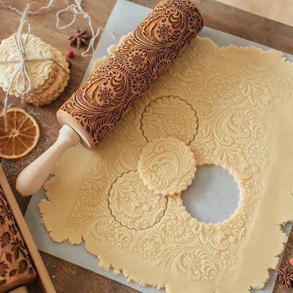 Transhome Christmas Embossing Rolling Pin – Reindeer & Snowflake Pattern | Wooden Cookie & Dough Roller